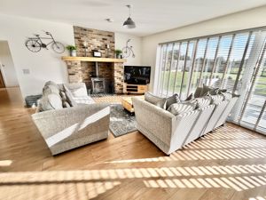 Living/Dining/Kitchen- click for photo gallery